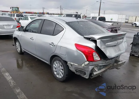 2016 Nissan Versa 1.6 Sv z USA, uszkodzony, nr VIN 3N1CN7AP9GL837963